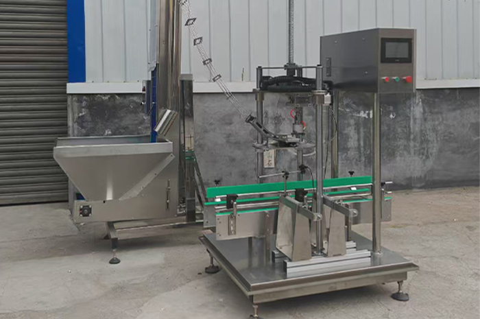 Fully Automatic Capping Machine