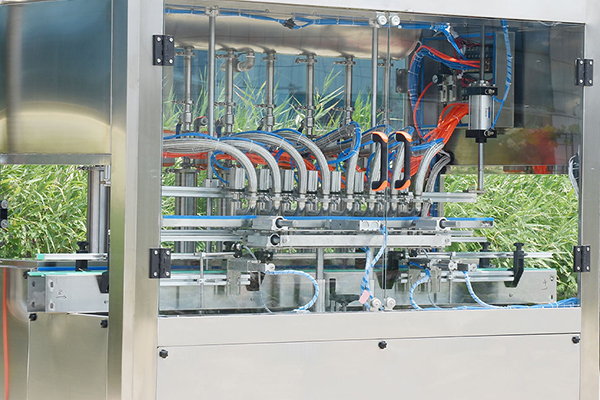 filling machine manufacturer, high-precision filling equipment, custom filling machine