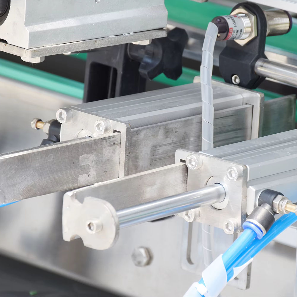 filling machine manufacturer,automatic filling machine,industrial filling equipment