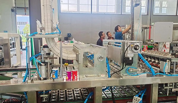 capping machine manufacturer,automatic capping machine,bottle capping machine